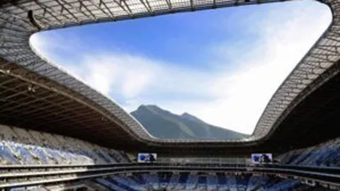 CBA激战正酣！揭秘16胜14败背后的独家情报：广东VS吉林，悬念重重，精彩不容错过！